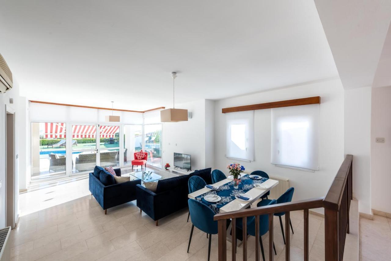 Villa Marina Sunrise By Ezoria Villas คอรัลเบย์ ภายนอก รูปภาพ